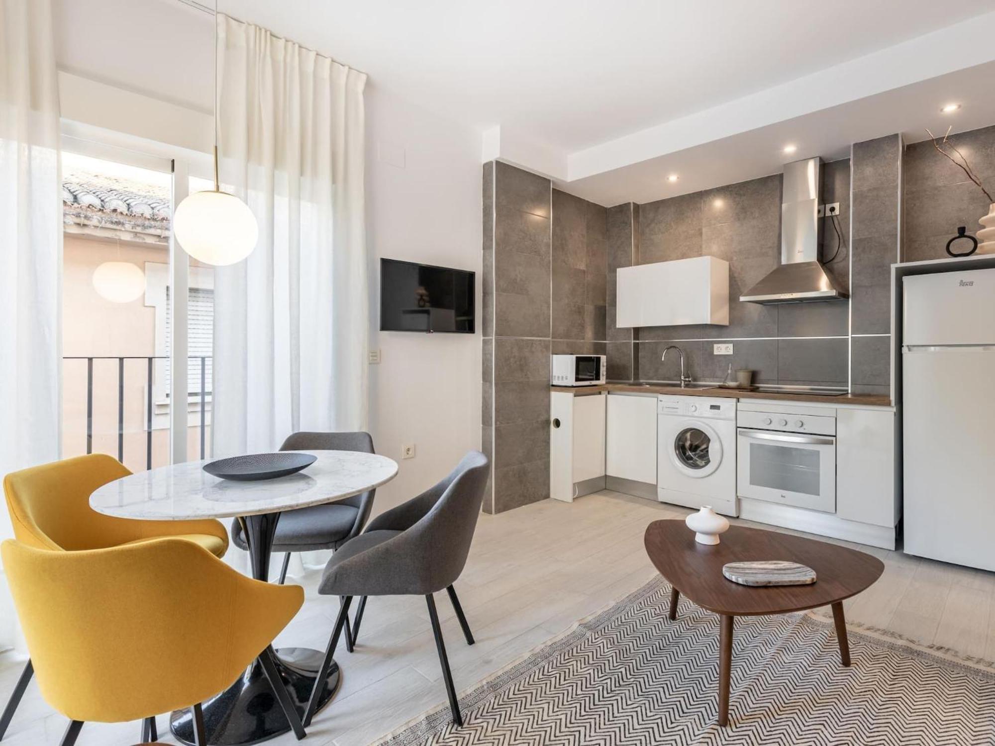 Central Stylish And Elegant 1 & 2 Bedroom Apartment II Granada Exterior foto